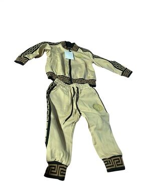 Two-Piece Classic Set in Light Beige with Brown Greek Key Trim